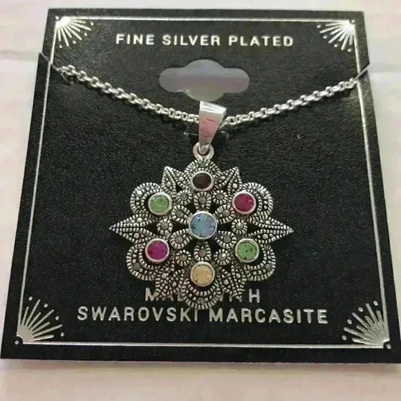 Macy’s new Marcasite Stone Silver Plated N… - Picture 4 of 8